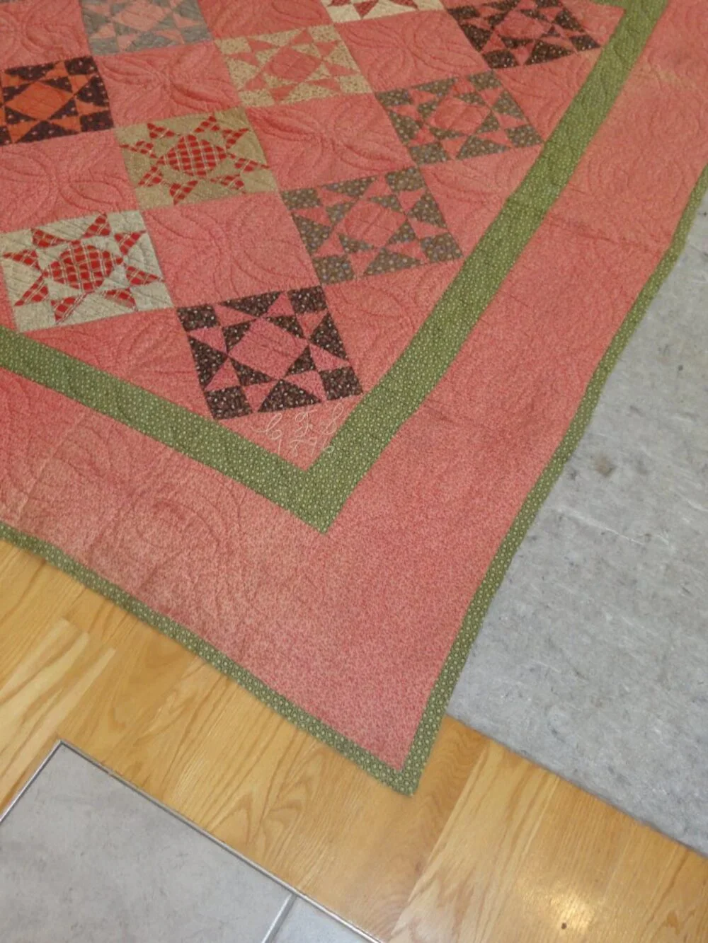 Antique Signed 1896 Red, Green, Brown, Star Patterned Quilt EXCELLENT CONDITION!